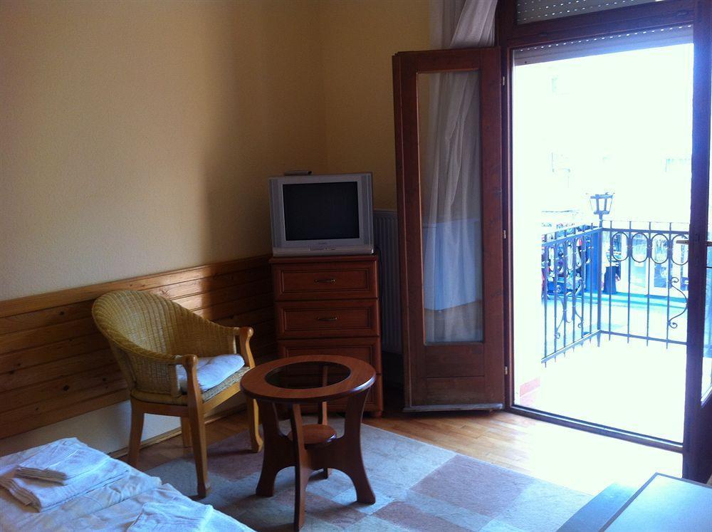 Villa City Center Heviz Bagian luar foto