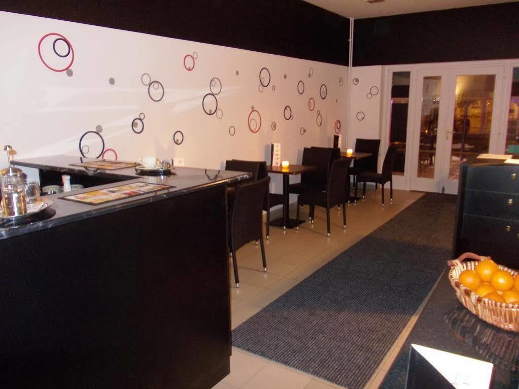 Villa City Center Heviz Bagian luar foto